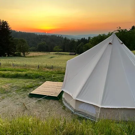 Mini La Maison Rose Campismo de Luxo
